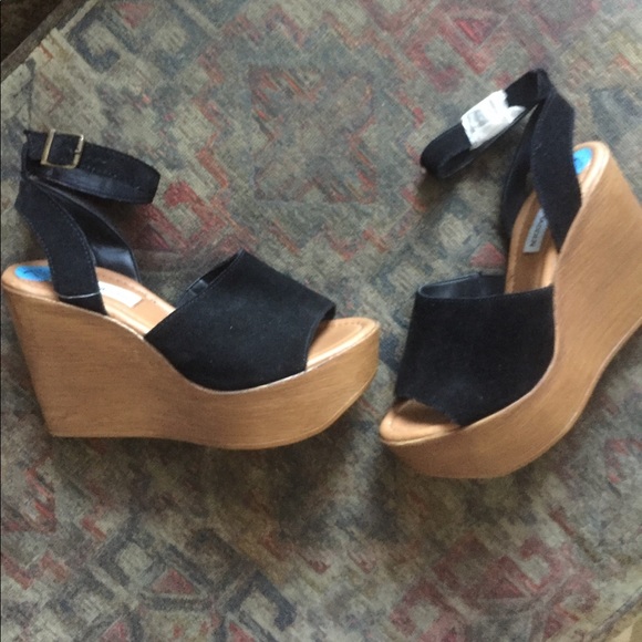 Madden FP black platform suede wedge sandal 7 - Picture 6 of 7